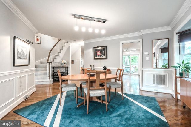 $910,000 | 8190 Madrillon Court, Vienna, VA 22182