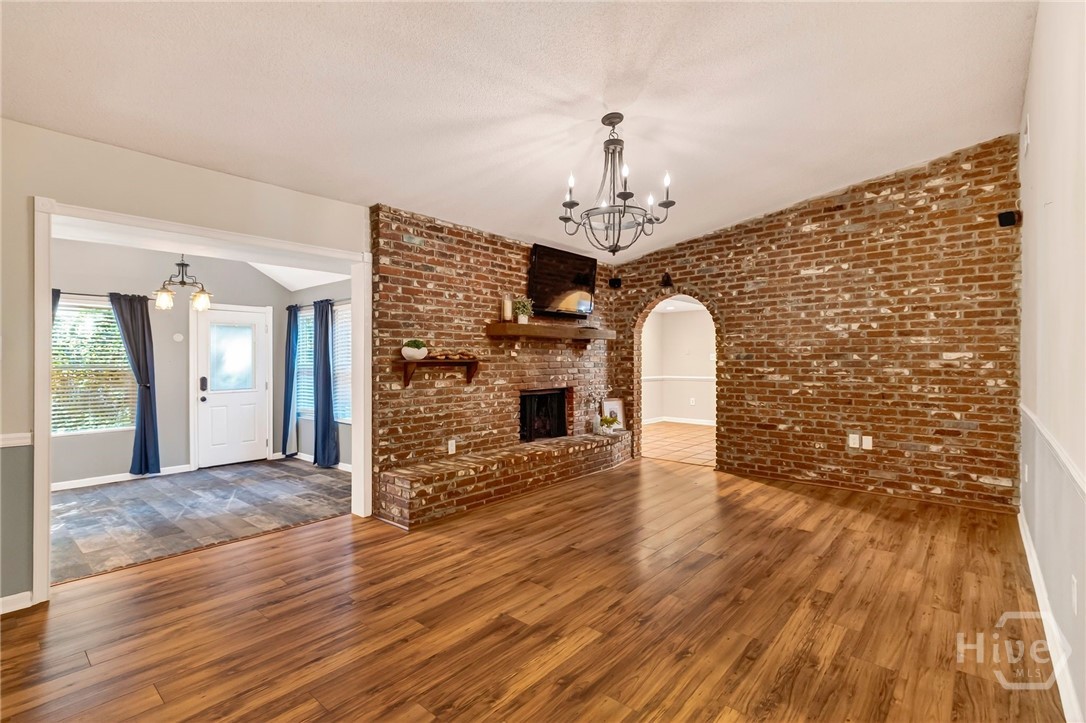 42 River Oaks Road Savannah, GA 31410 - Photo 4 of 23
