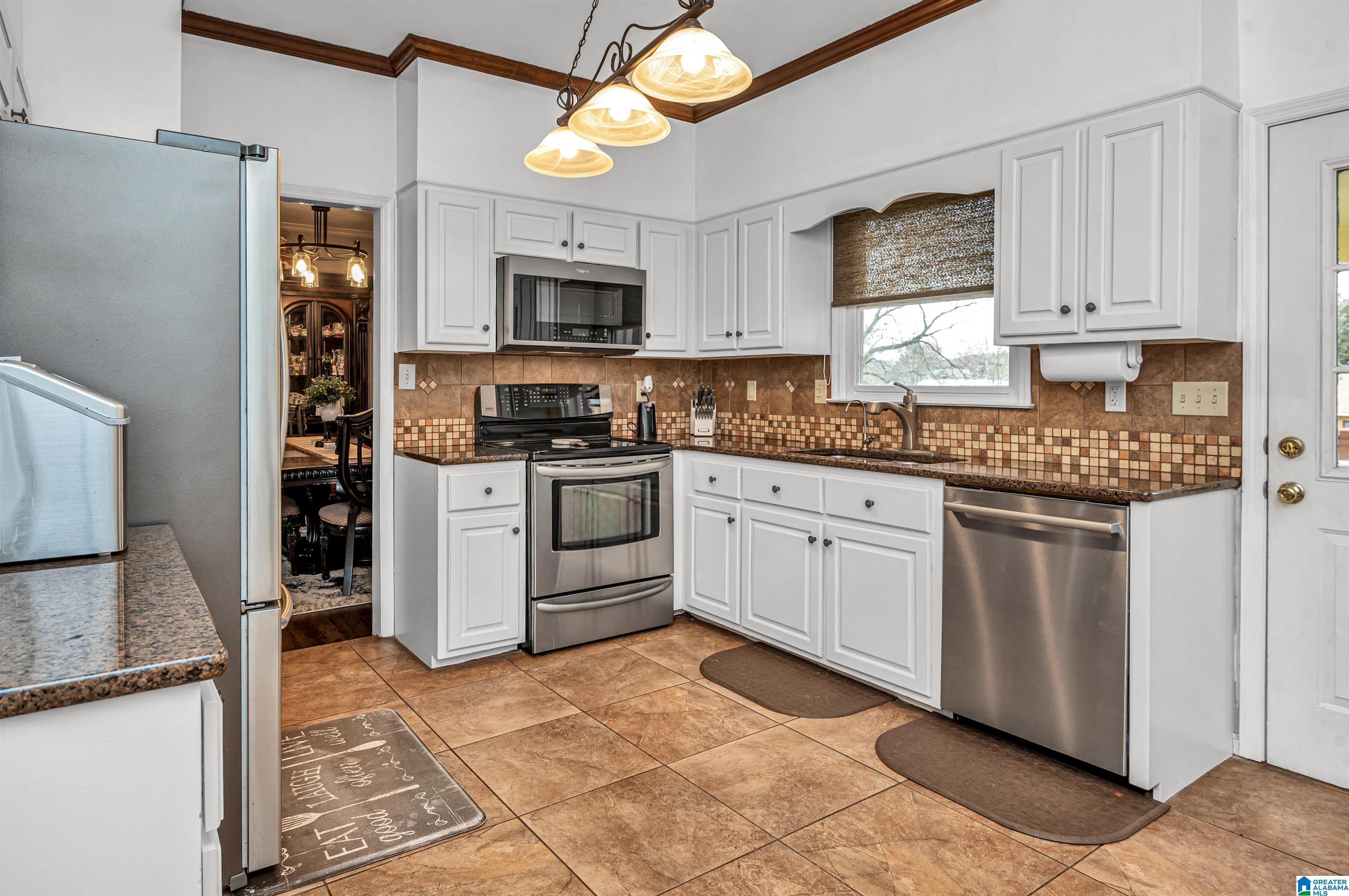 1005 10th Place Alabaster, AL 35007 - Photo 17 of 45