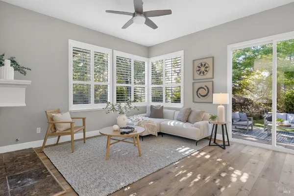 $1,275,000 | 10 Makena Court, Petaluma, CA 94954