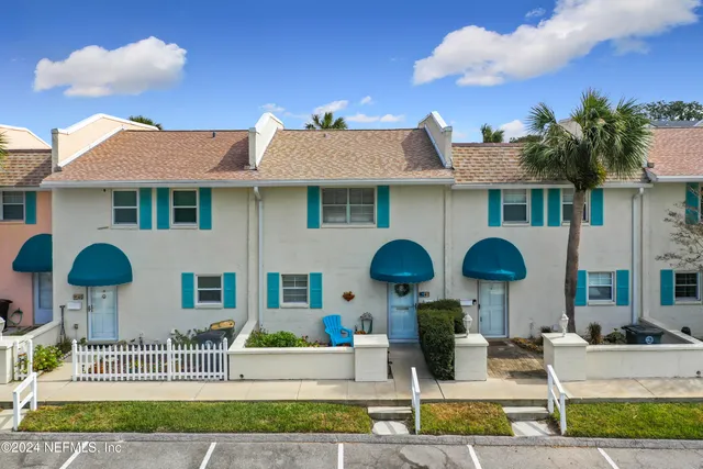 $479,000 | 2233 Seminole Road, Unit 41, Atlantic Beach, FL 32233