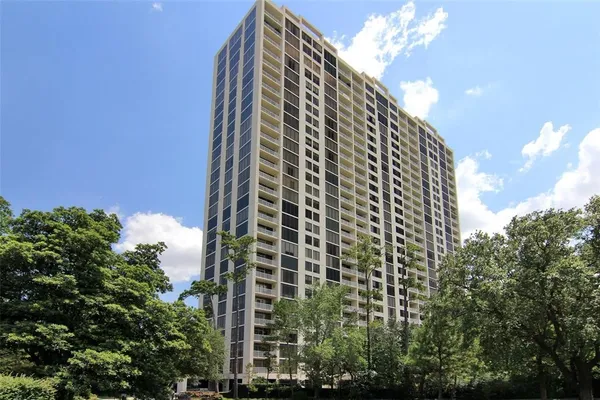 $8,000 | 121 North Post Oak Lane, Unit 205, Houston, TX 77024