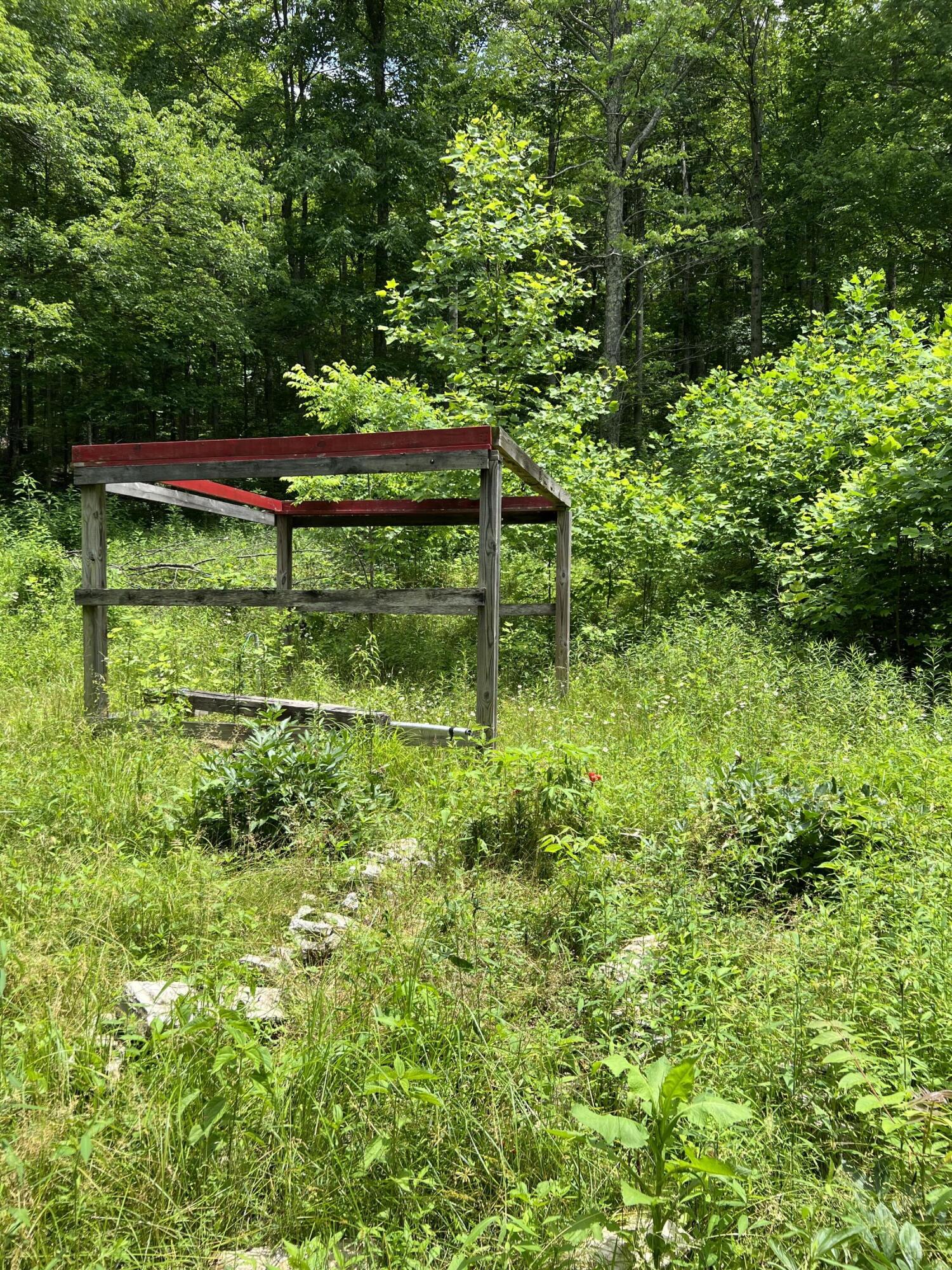 393 Amos Baker Road McKee, KY 40447 - Photo 3 of 5 63A1EC3A-0F79-4457-902D-312FF4C7022B