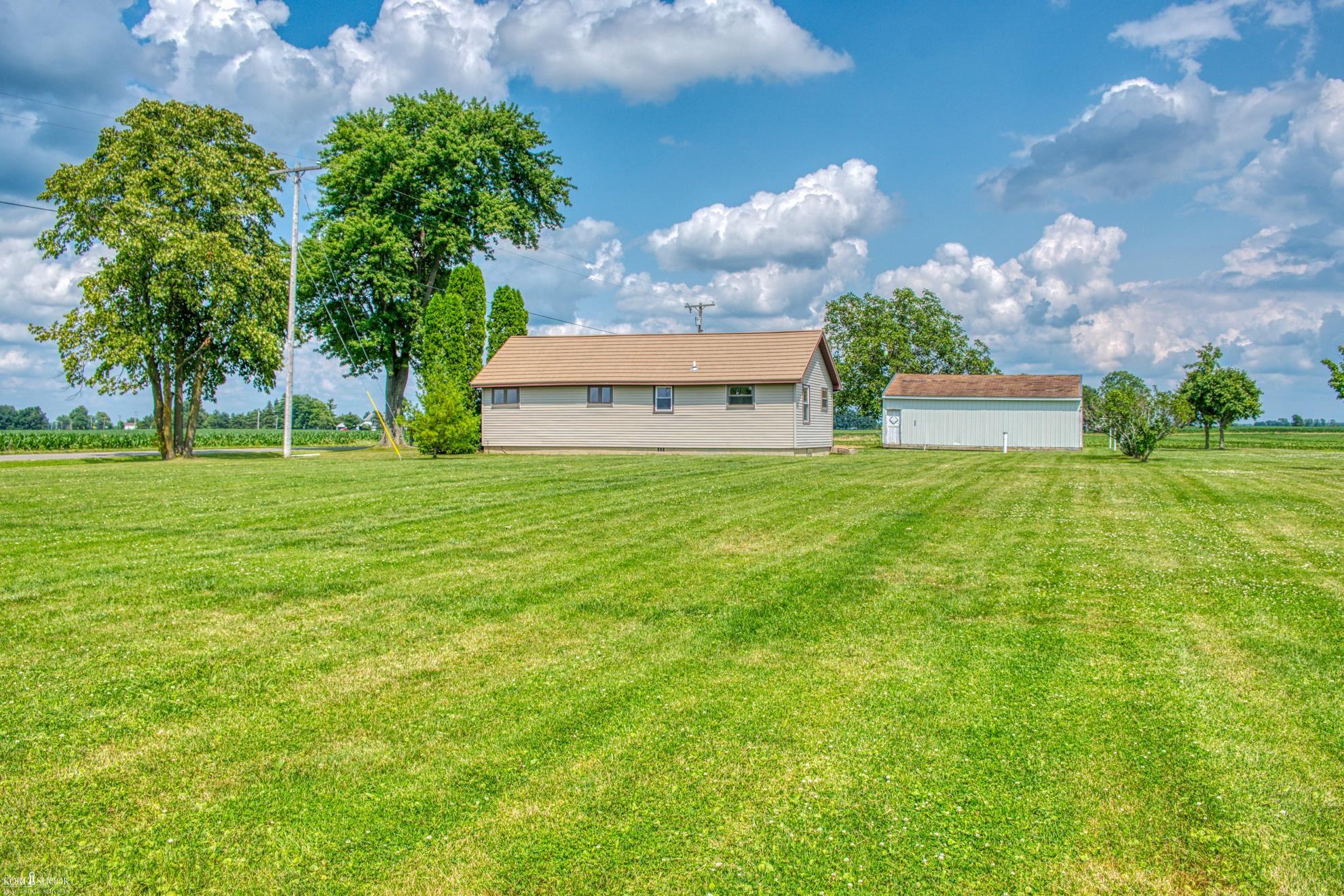 2200 East Riley Road Owosso, MI 48867 - Photo 28 of 34 50148402-3c8ca77f-d6a6-4021-84dd-9091e2e0e194.JPG