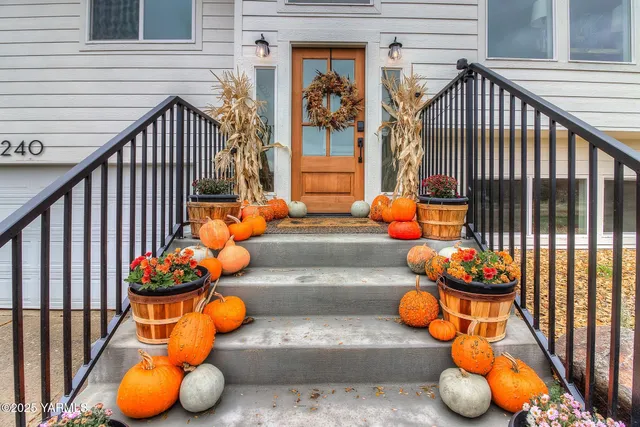 $585,000 | 240 Knoll Road, Yakima, WA 98908