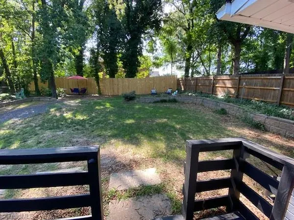 $1,650 | 2905 Fairfield Avenue, Greensboro, NC 27408