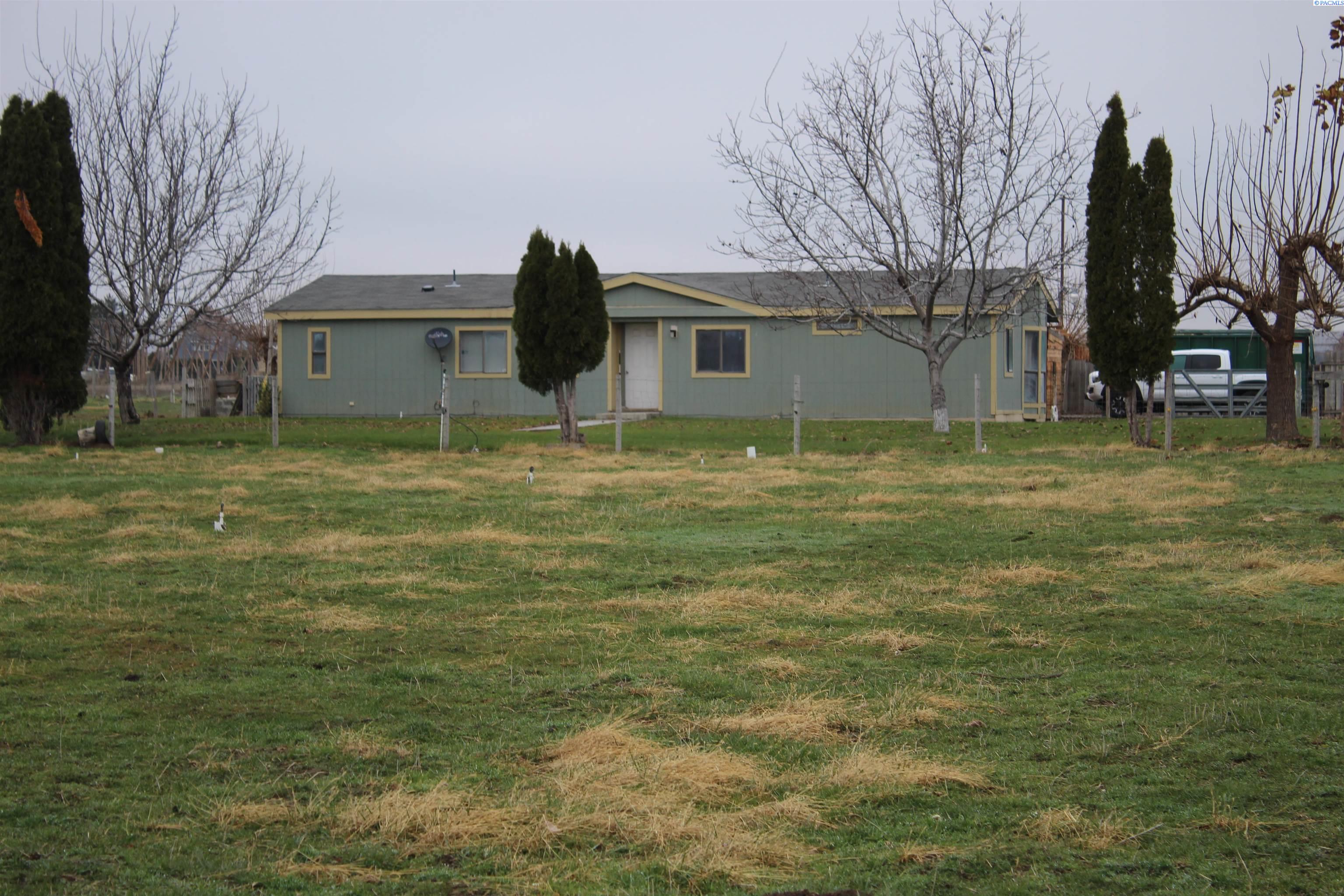 177902 McCreadie Road Grandview, WA 98930 - Photo 1 of 14 Gallery Image 1