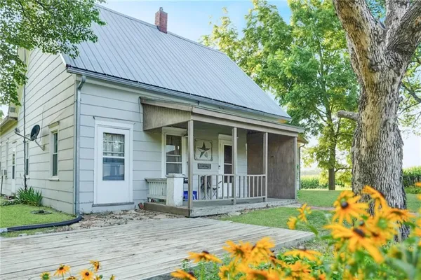 $142,000 | 750 Northwest 50th Street, Gilman City, MO 64642