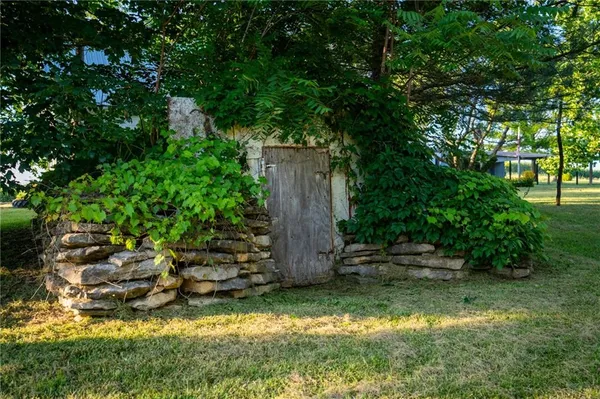 $142,000 | 750 Northwest 50th Street, Gilman City, MO 64642