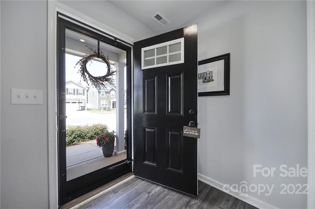 7516 Irwin Road Charlotte, NC 28215 - Photo 3 of 30 Gallery Image 3