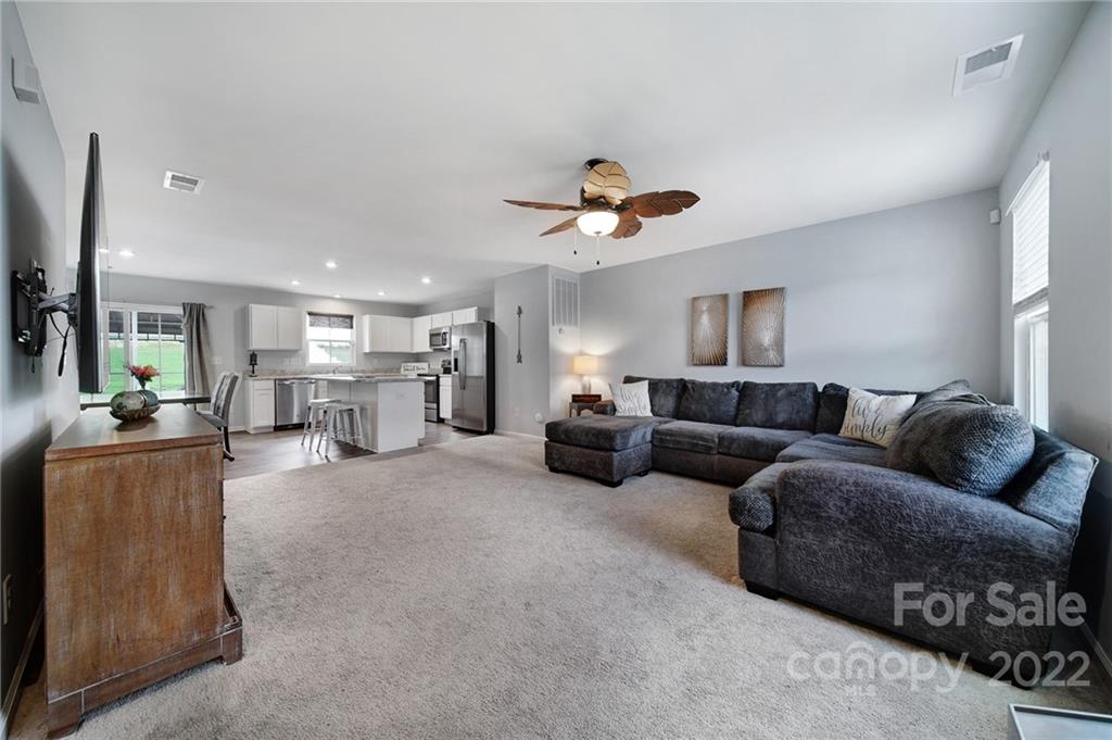 7516 Irwin Road Charlotte, NC 28215 - Photo 4 of 30 Gallery Image 4