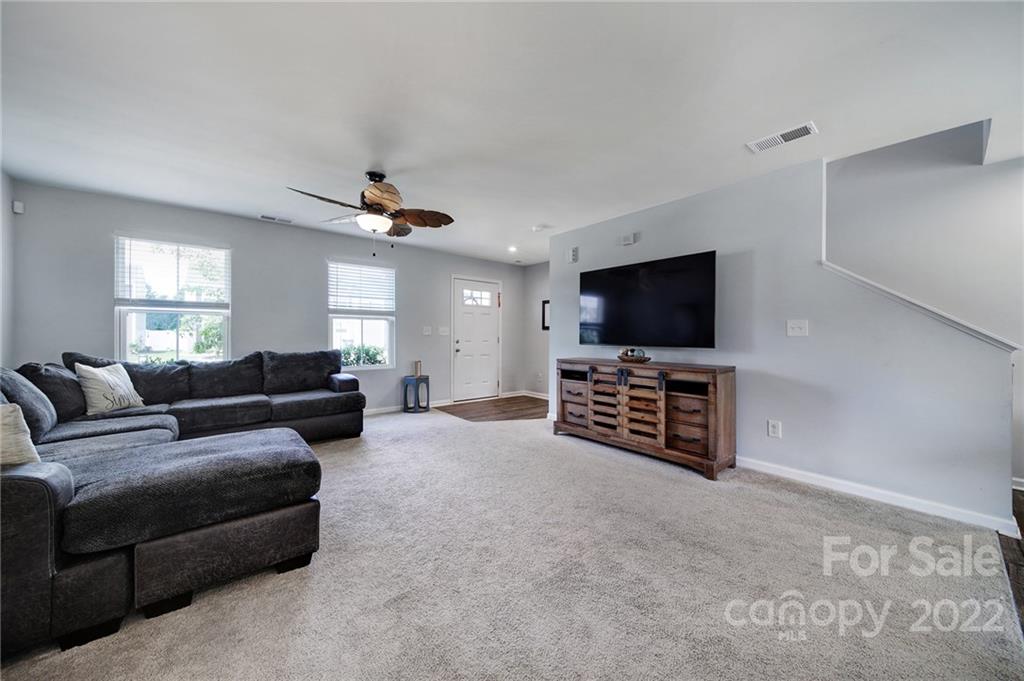 7516 Irwin Road Charlotte, NC 28215 - Photo 5 of 30 Gallery Image 5