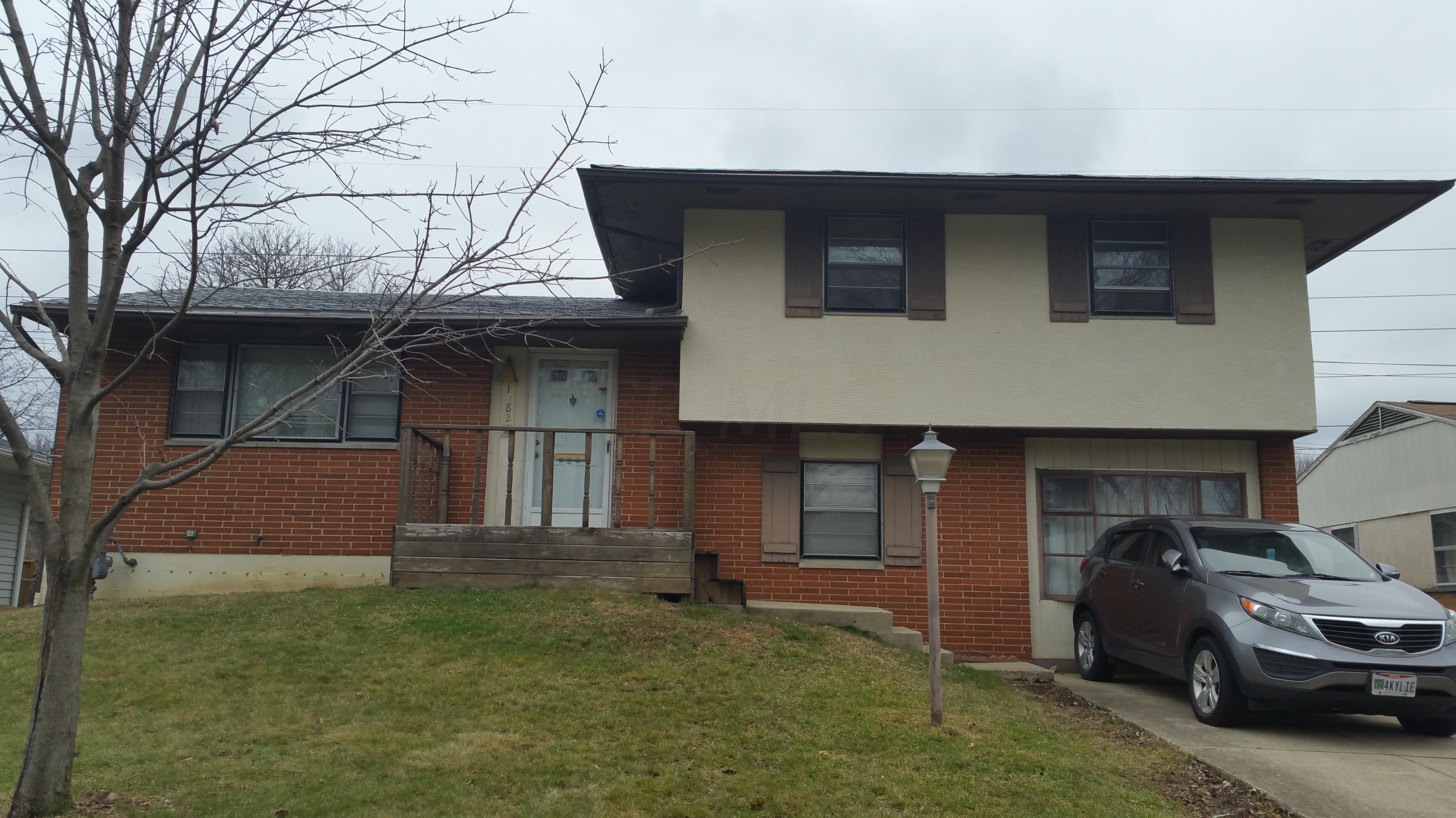 1482 Fullen Road Columbus, OH 43229 - Photo 1 of 5 Gallery Image 1