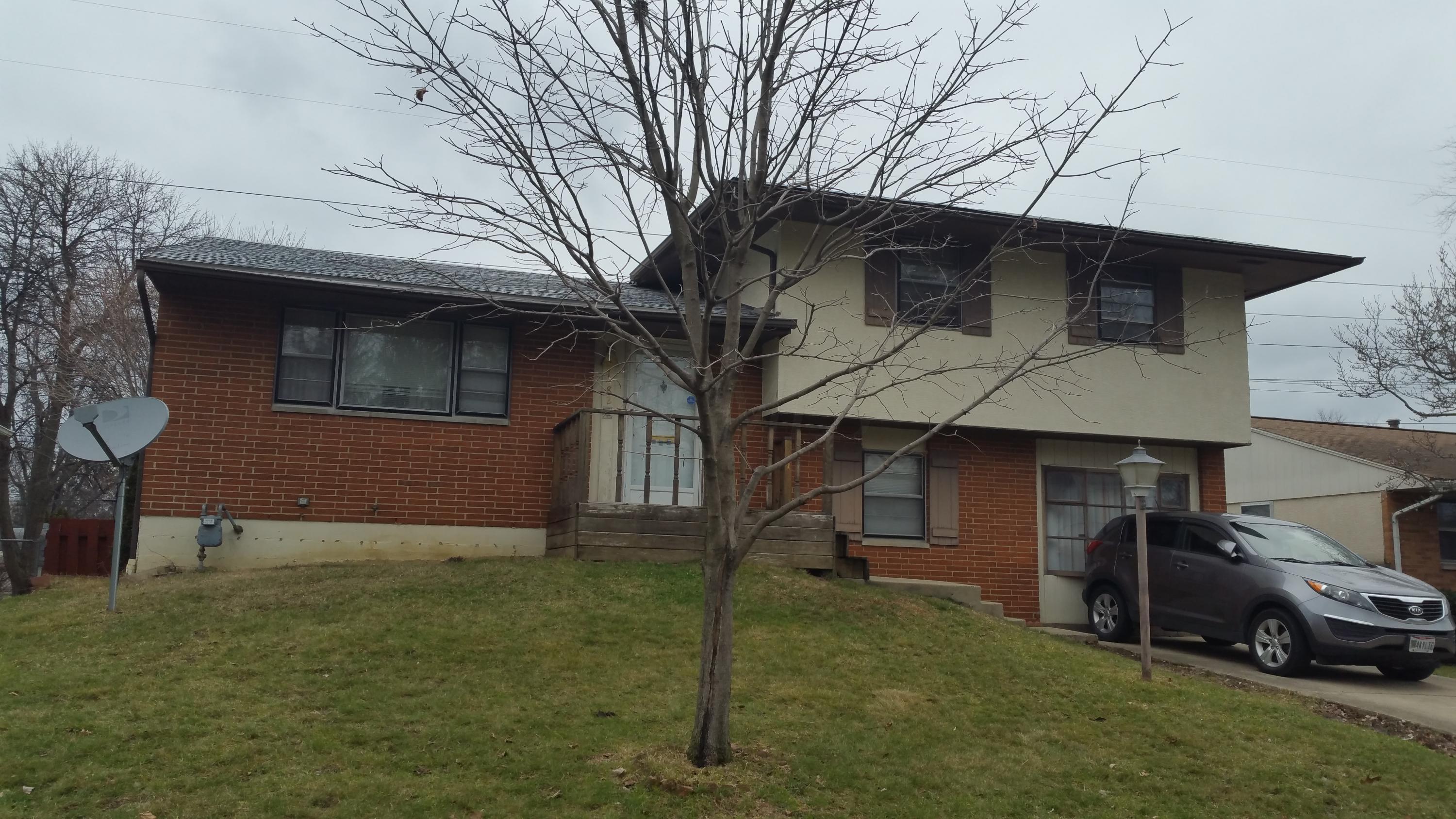 1482 Fullen Road Columbus, OH 43229 - Photo 2 of 5 Gallery Image 2