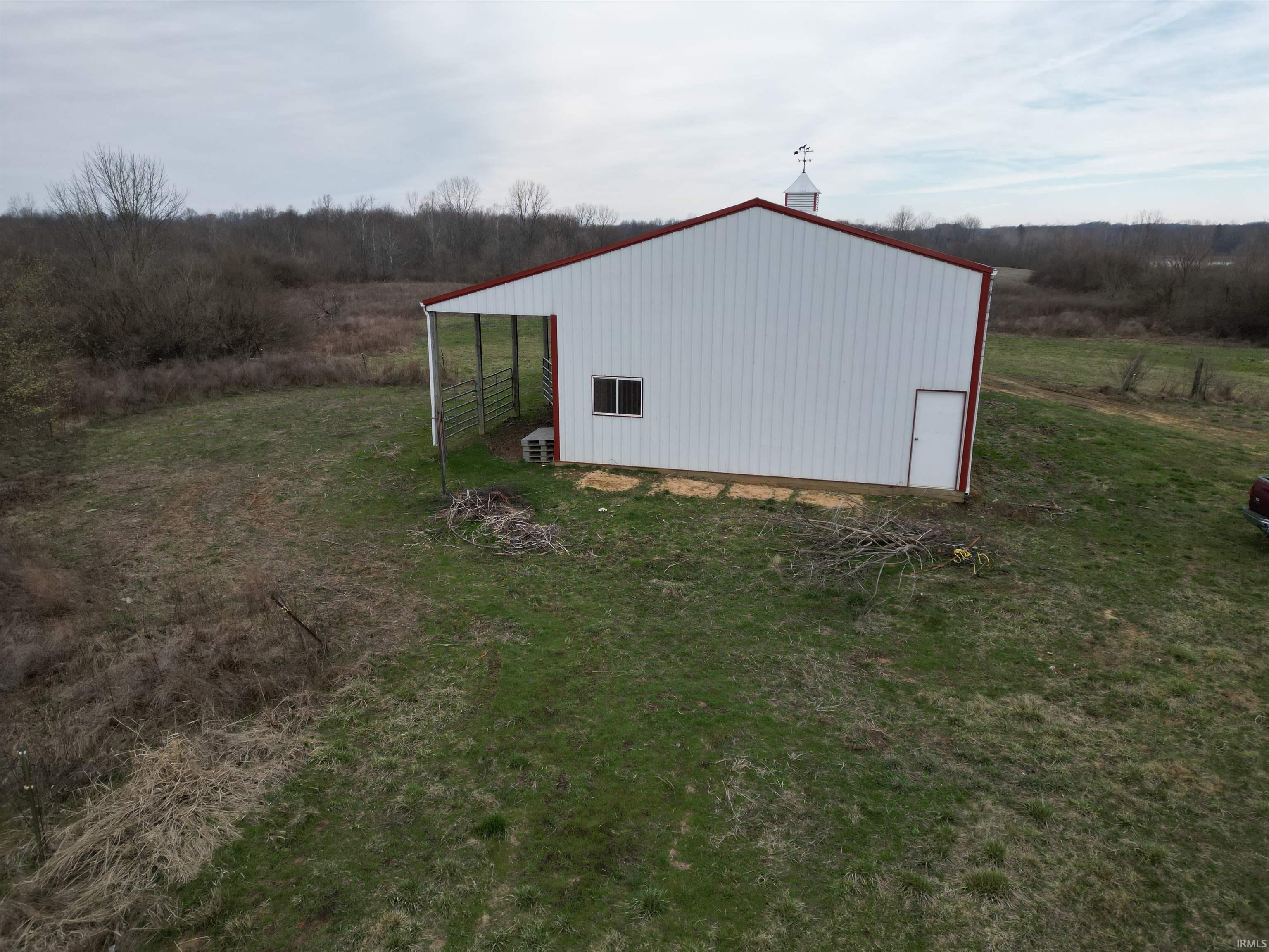 25 West Co Road Petersburg, IN 47567 - Photo 2 of 8 Gallery Image 2