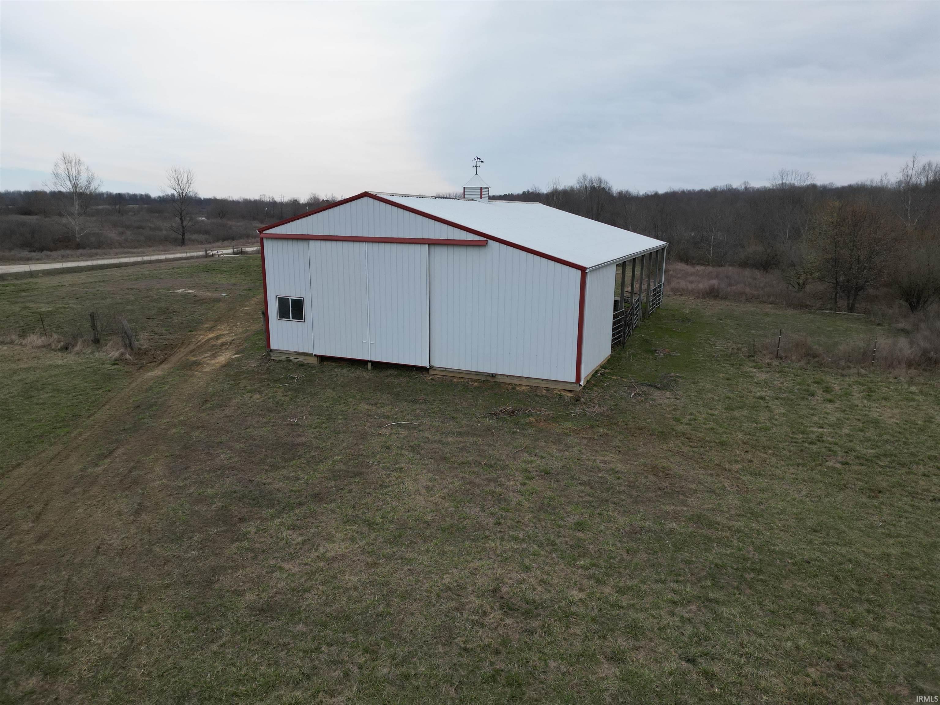 25 West Co Road Petersburg, IN 47567 - Photo 3 of 8 Gallery Image 3