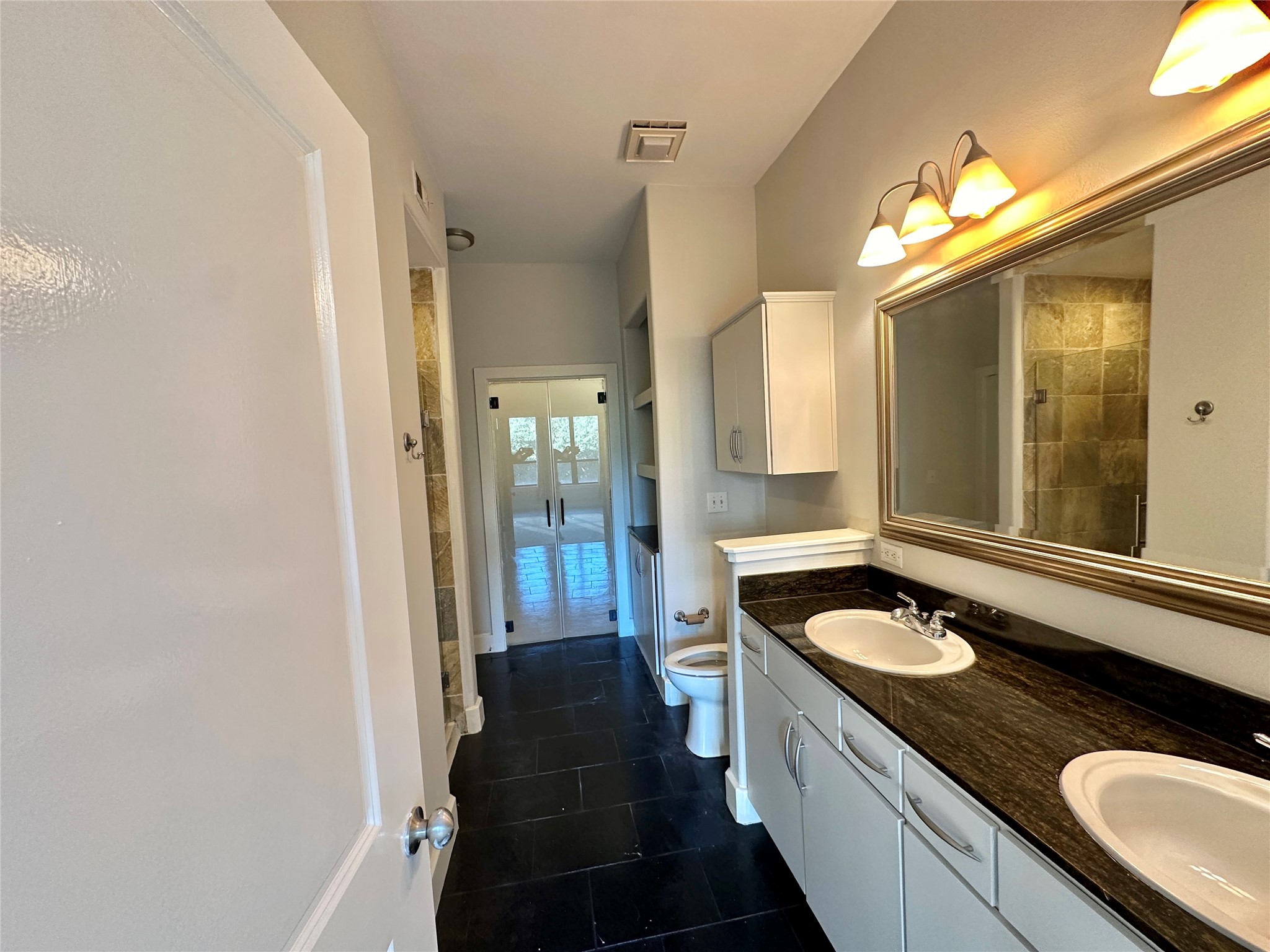 1901 Post Oak Boulevard, Unit 3215 Houston, TX 77056 - Photo 15 of 26