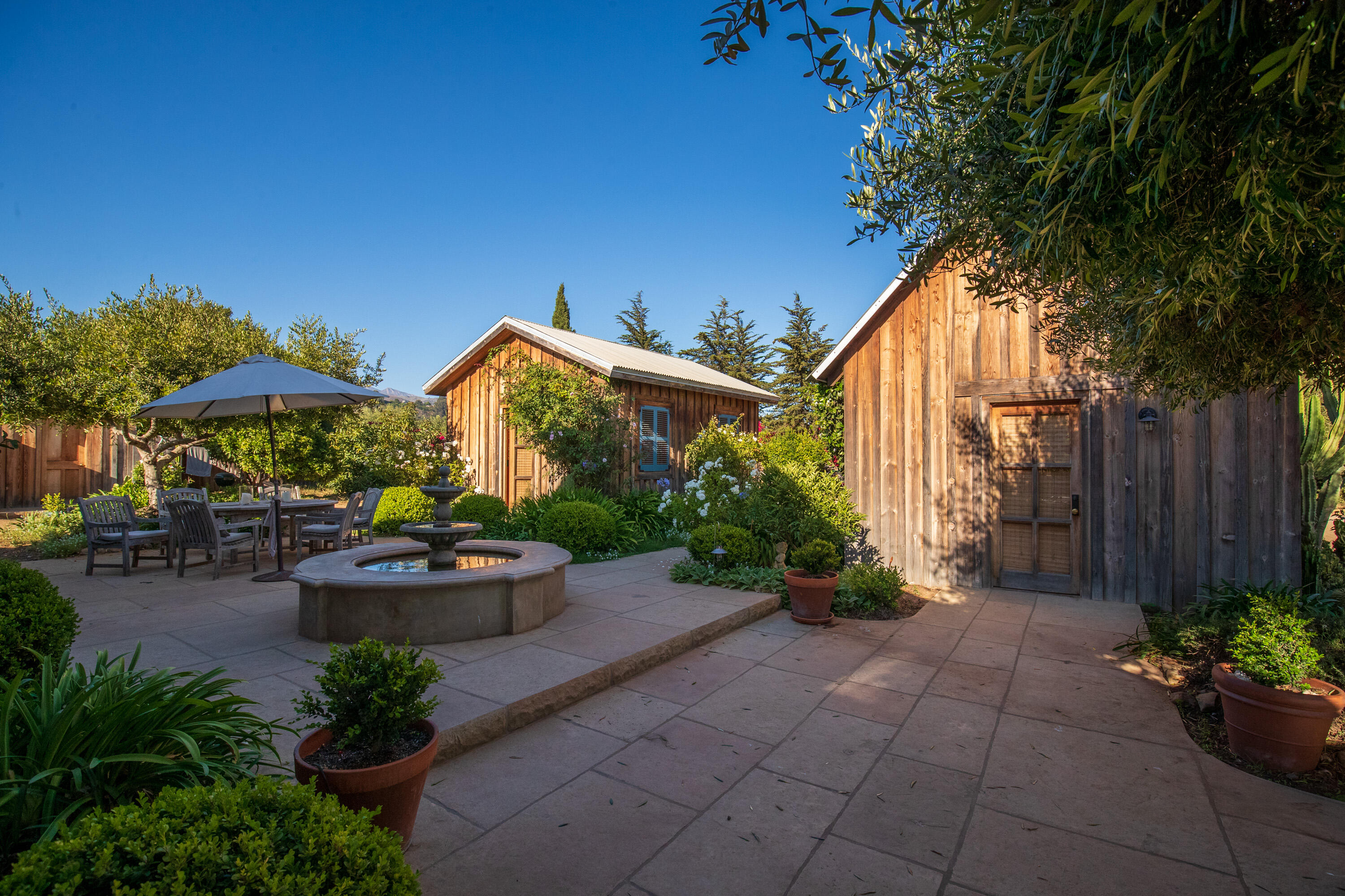 6790 Rincon Road Carpinteria, CA 93013 - Photo 17 of 28 Path View