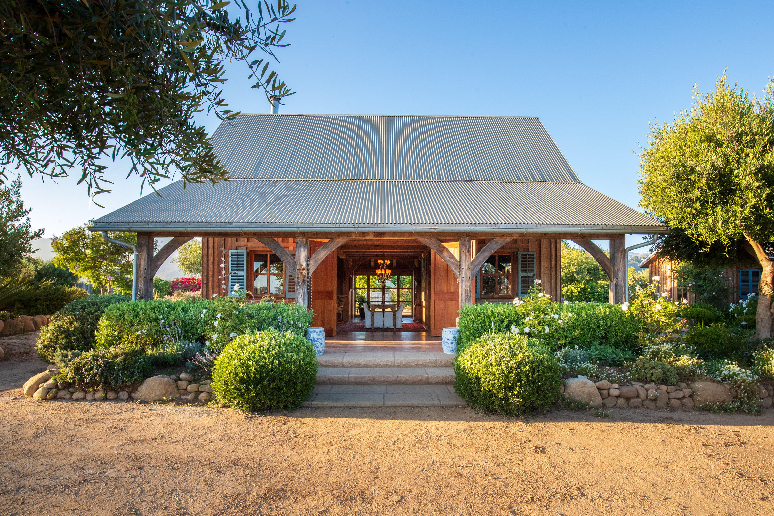 6790 Rincon Road Carpinteria, CA 93013 - Photo 4 of 28 Main Home Front View