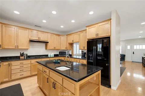 $3,299,000 | 1219 South Irena Avenue, Redondo Beach, CA 90277