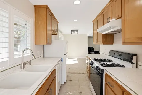 $3,299,000 | 1219 South Irena Avenue, Redondo Beach, CA 90277