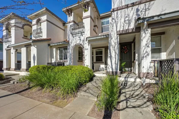 $449,000 | 2413 Las Palomas Loop, Unit 37, Lincoln, CA 95648