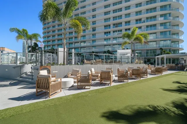 $1,195,000 | 400 Central Avenue, Unit 1203, St. Petersburg, FL 33701