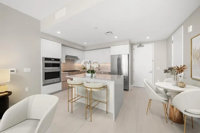 $1,195,000 | 400 Central Avenue, Unit 1203, St. Petersburg, FL 33701