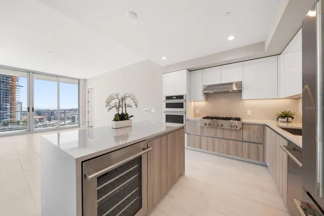 $1,195,000 | 400 Central Avenue, Unit 1203, St. Petersburg, FL 33701