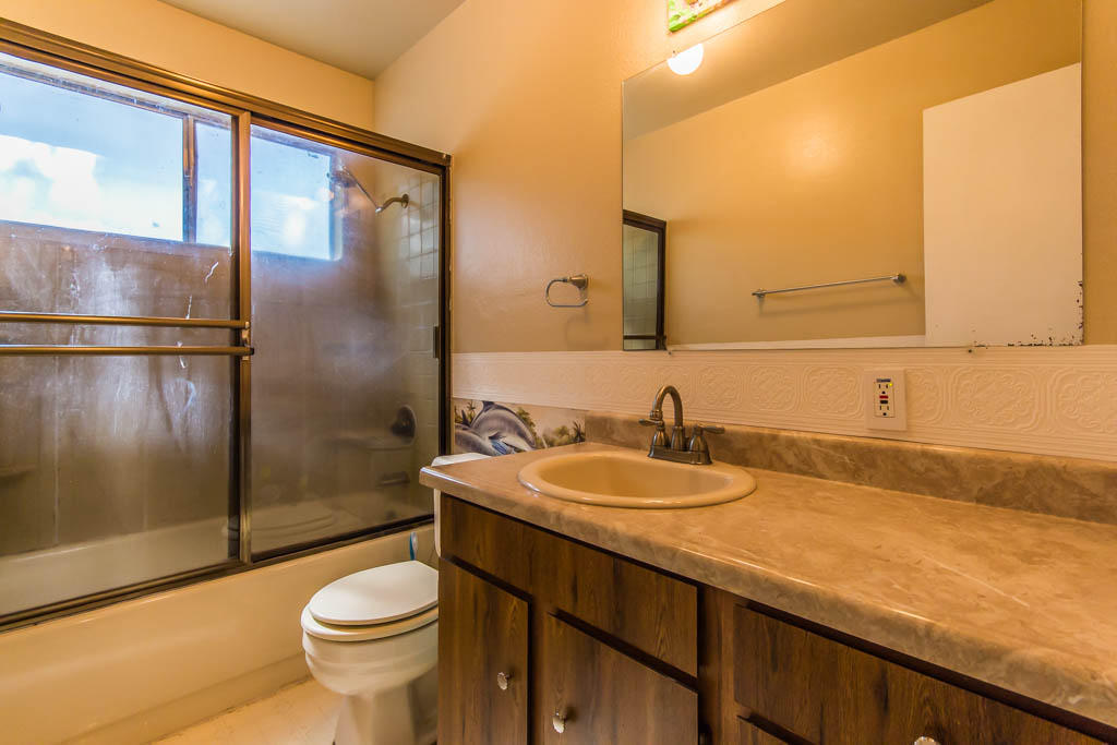 14789 Ravine Road Redding, CA 96003 - Photo 11 of 24 14 bathroom