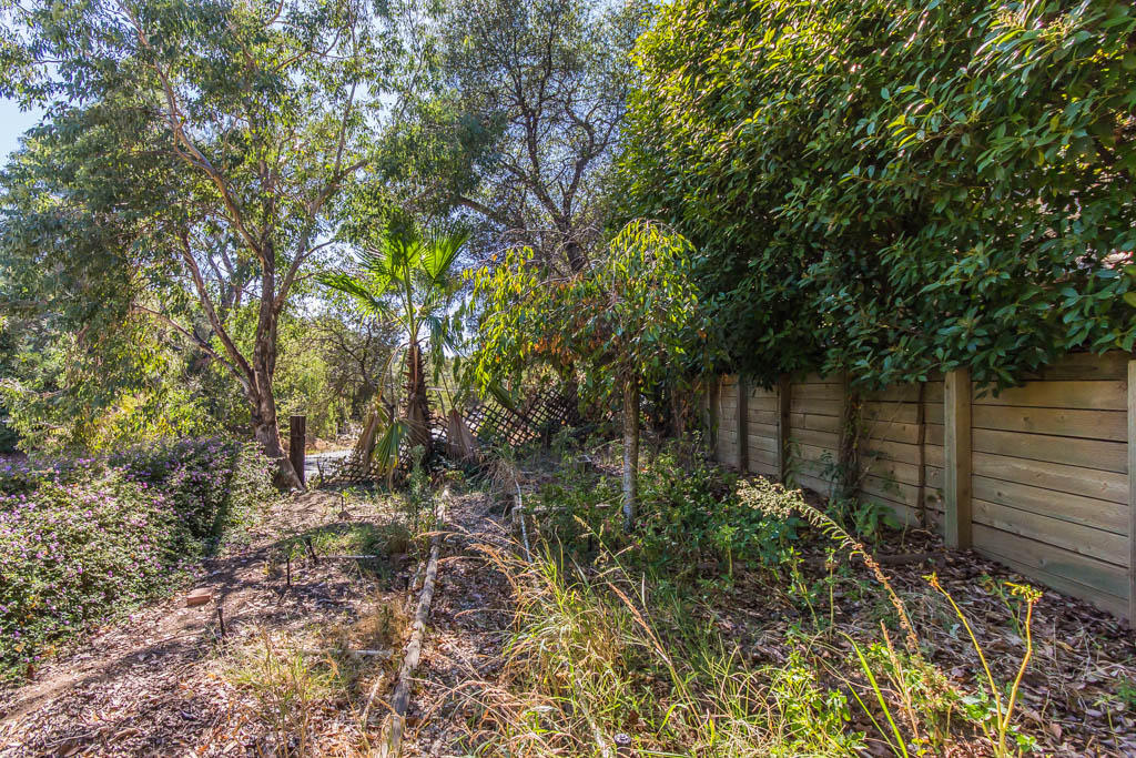 14789 Ravine Road Redding, CA 96003 - Photo 18 of 24 98 garden area