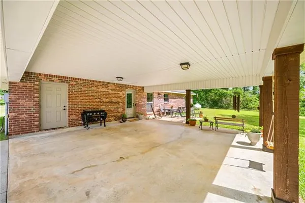 $279,900 | 3239 Rigolette Road, Pineville, LA 71360