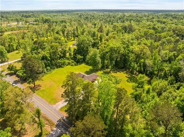 $279,900 | 3239 Rigolette Road, Pineville, LA 71360