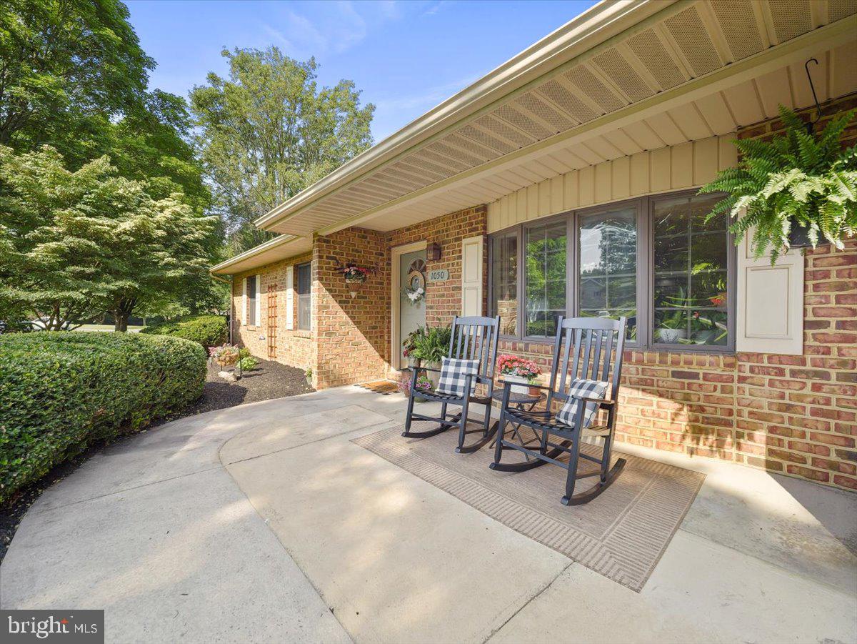 1050 Fiddlers Road Chambersburg, PA 17202 - Photo 3 of 42 Gallery Image 3