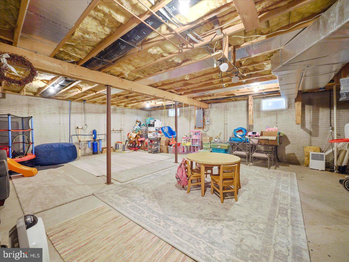1050 Fiddlers Road Chambersburg, PA 17202 - Photo 32 of 42 Gallery Image 32