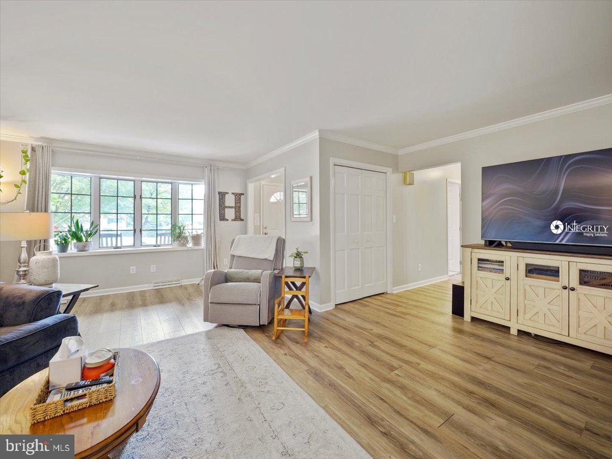 1050 Fiddlers Road Chambersburg, PA 17202 - Photo 6 of 42 Gallery Image 6