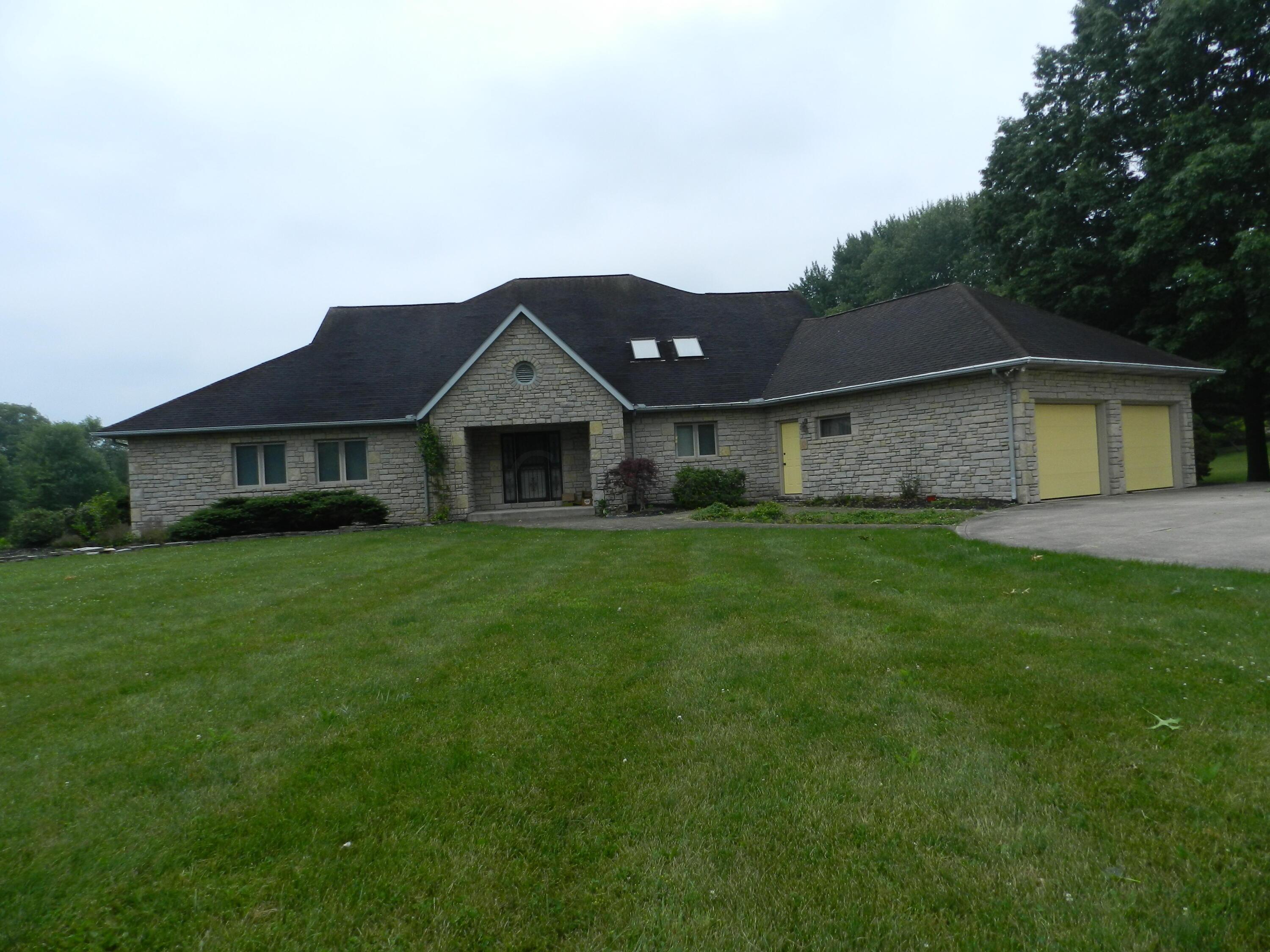 6621 Tussic St Road Westerville, OH 43082 - Photo 4 of 35 Exterior front