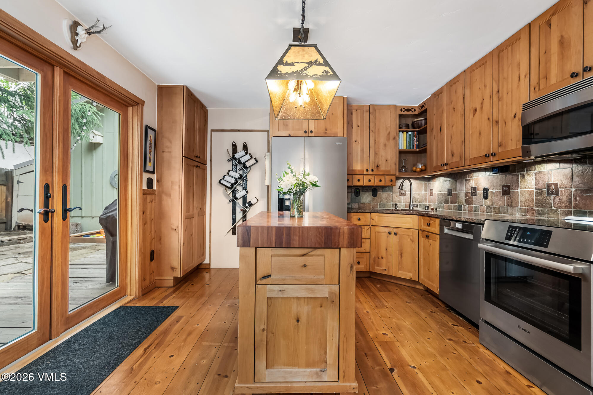 541 Main Street Minturn, CO 81645 - Photo 6 of 40 541 Main Street - Kitchen
