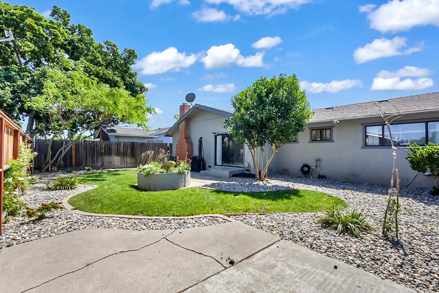 2727 Buttonwillow Avenue Stockton, CA 95207 - Photo 22 of 32