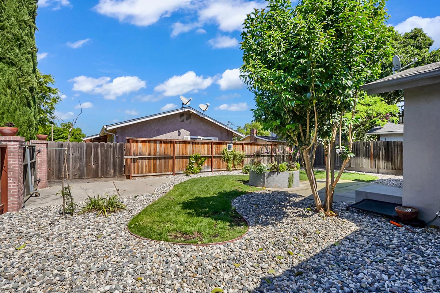 2727 Buttonwillow Avenue Stockton, CA 95207 - Photo 23 of 32