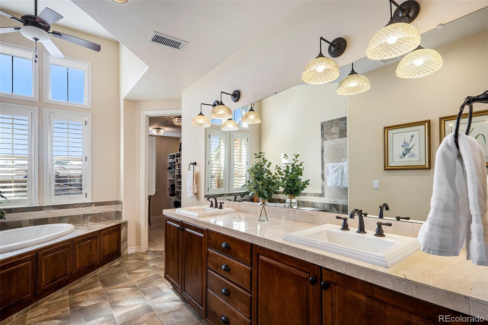 9269 Viaggio Way Highlands Ranch, CO 80126 - Photo 12 of 27 Gallery Image 12