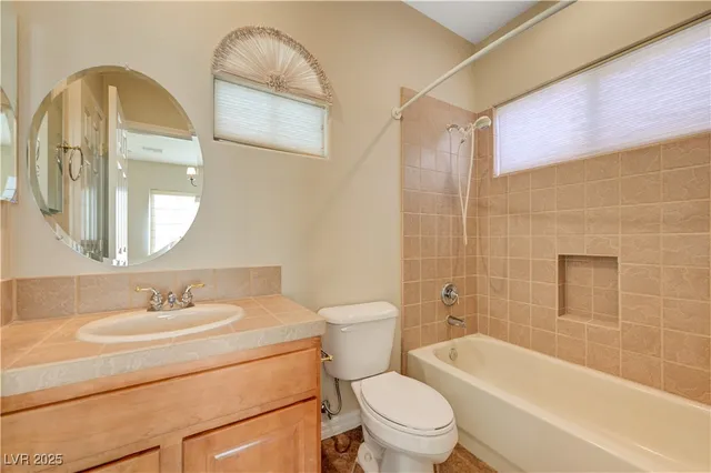 $2,700 | 7 Kennesaw Road, Henderson, NV 89052