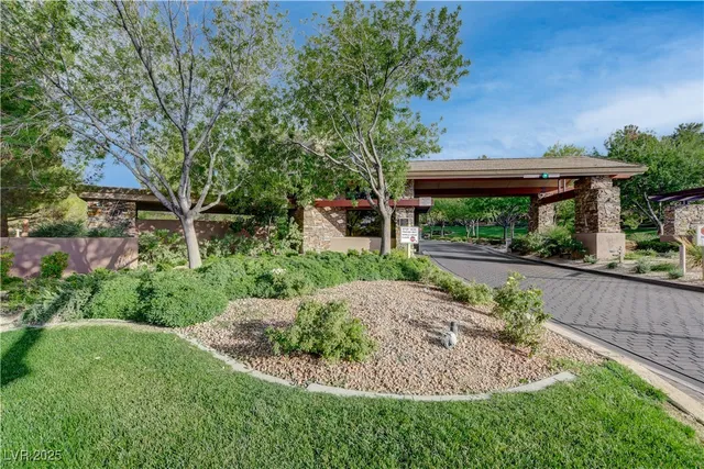 $2,700 | 7 Kennesaw Road, Henderson, NV 89052