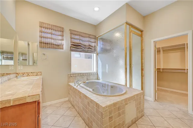 $2,700 | 7 Kennesaw Road, Henderson, NV 89052