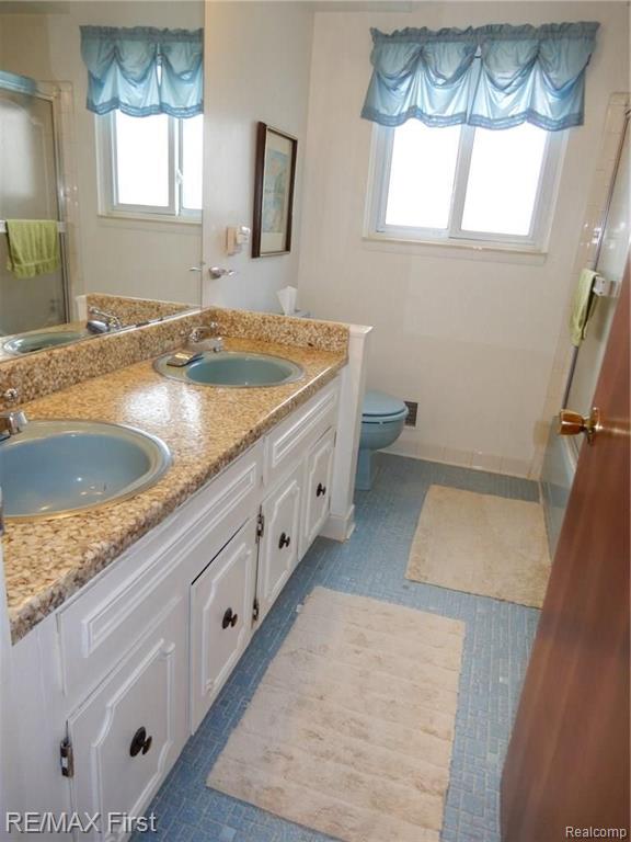 4837 Burke Court Sterling Heights, MI 48310 - Photo 21 of 24