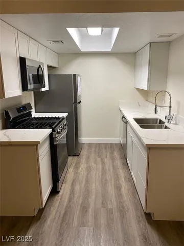 $1,140 | 453 North Lamb Boulevard, Unit G, Las Vegas, NV 89110