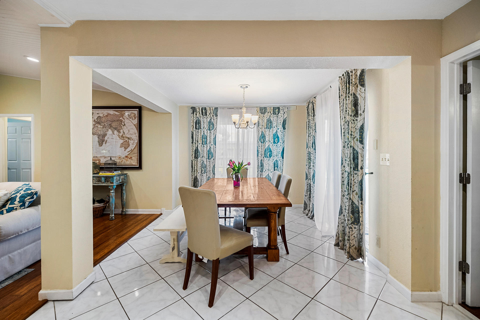 1498 West Royal Palm Road Boca Raton, FL 33486 - Photo 14 of 22 Breakfast nook