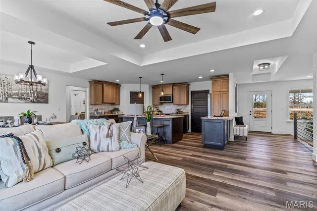 $409,900 | 1665 Scenic Drive, Festus, MO 63028