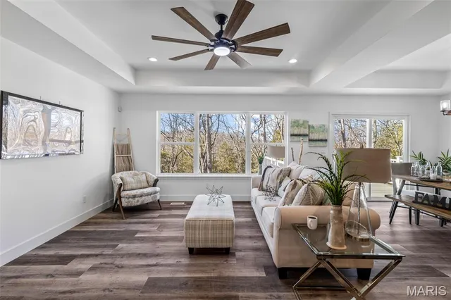 $409,900 | 1665 Scenic Drive, Festus, MO 63028