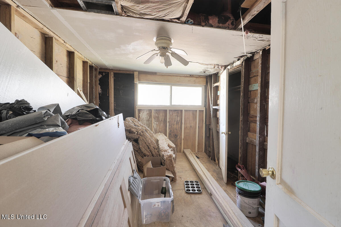 8708 Old CCC Camp Road Ocean Springs, MS 39564 - Photo 6 of 10 7UnfinishedBed